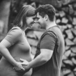 Paarbilder mit Babybauch